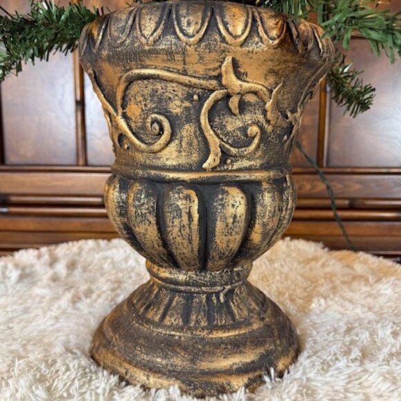 4ft Prelit Indoor Outdoor Tree in Weighted Resin Bronze Patina Pot Clear Lights - Picture 6 of 14